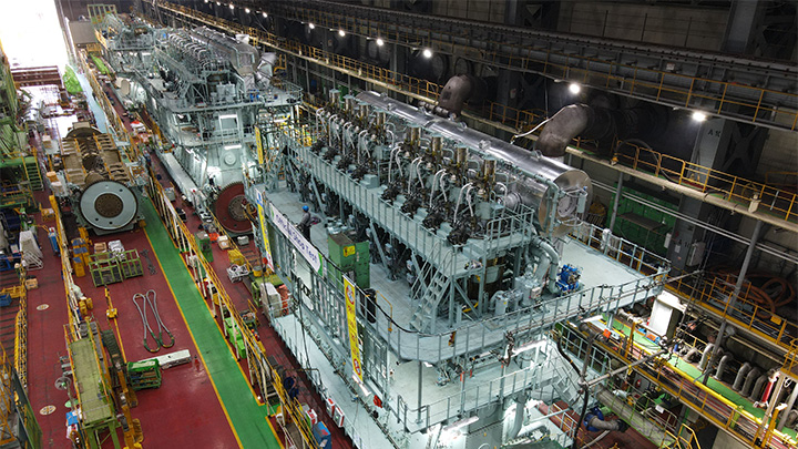 MAN B&W ME-GI dual-fuel engines built in a shipyard