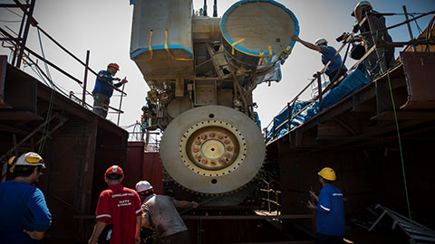 MAN-Energy-Solutions’-LNG-fired-dual-fuel-propulsion-system The heart of the vessel: The propulsion system runs mainly on LNG.