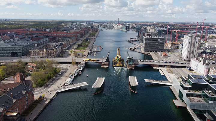 Two-stroke test engine in Copenhagen Harbor